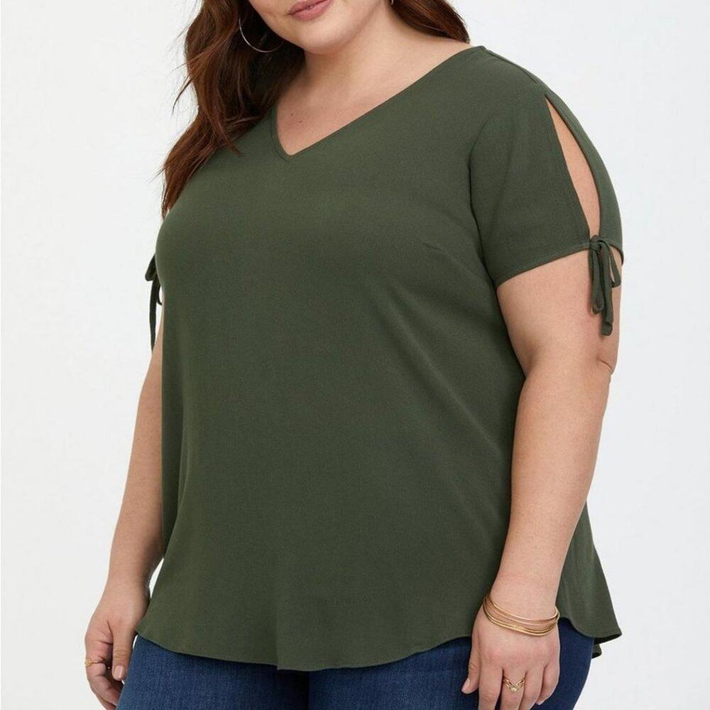 Torrid Olive Green Rayon Crepe Tie Sleeve Top Size 2/2x